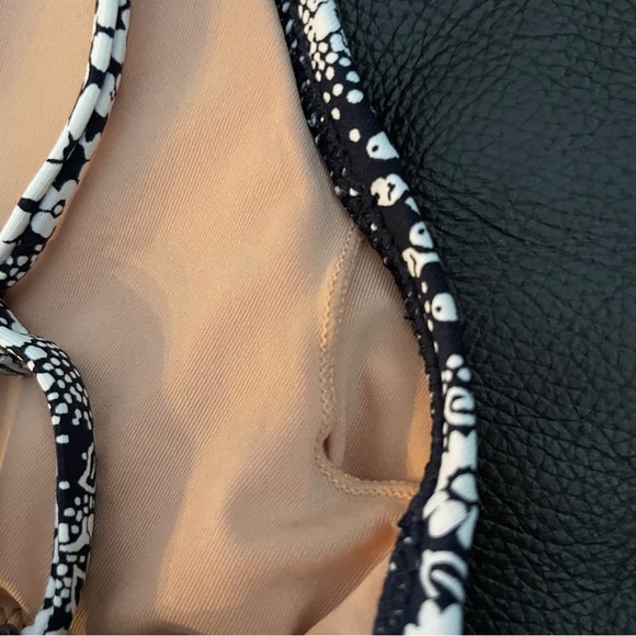 J Crew French Bikini Ruffle Top Bottom Set Navy White Valley Floral Size Medium - Picture 8 of 12